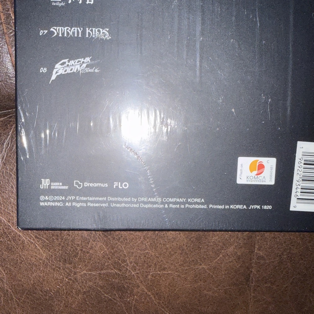 Brand New Stray Kids Ate CD Photobook Poster‎ Bands Cards Stickers Set Sealed! - Picture 7 of 7